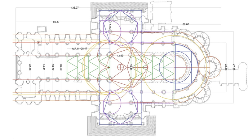 On the other hand, the geometrical center inherited from Fulbert’s crypt, sho…
